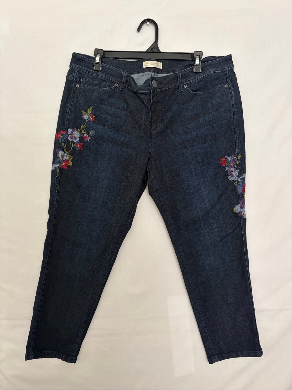 JJill Authentic Fit Floral Embroidered Slim Ankle Jeans Size 16 Petite Dark(A909